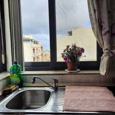 Apartamento Spacious 1br - 10 Min Walk To Airport *