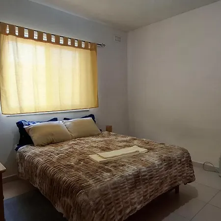 公寓 Spacious 1br - 10 Min Walk To Airport Gudja